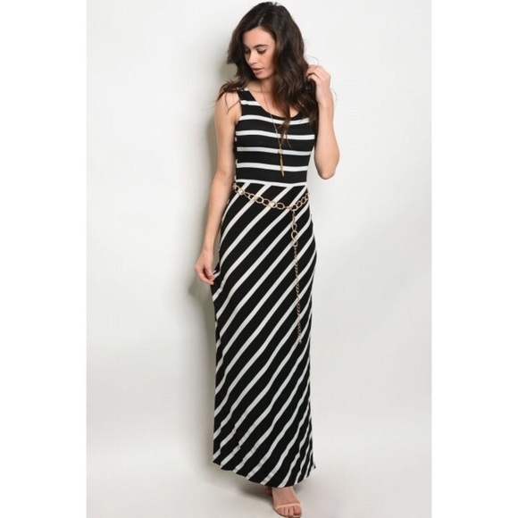 πCarrie Black & Ivory Striped Maxi Dress w/ Belt - Picture 2 of 3